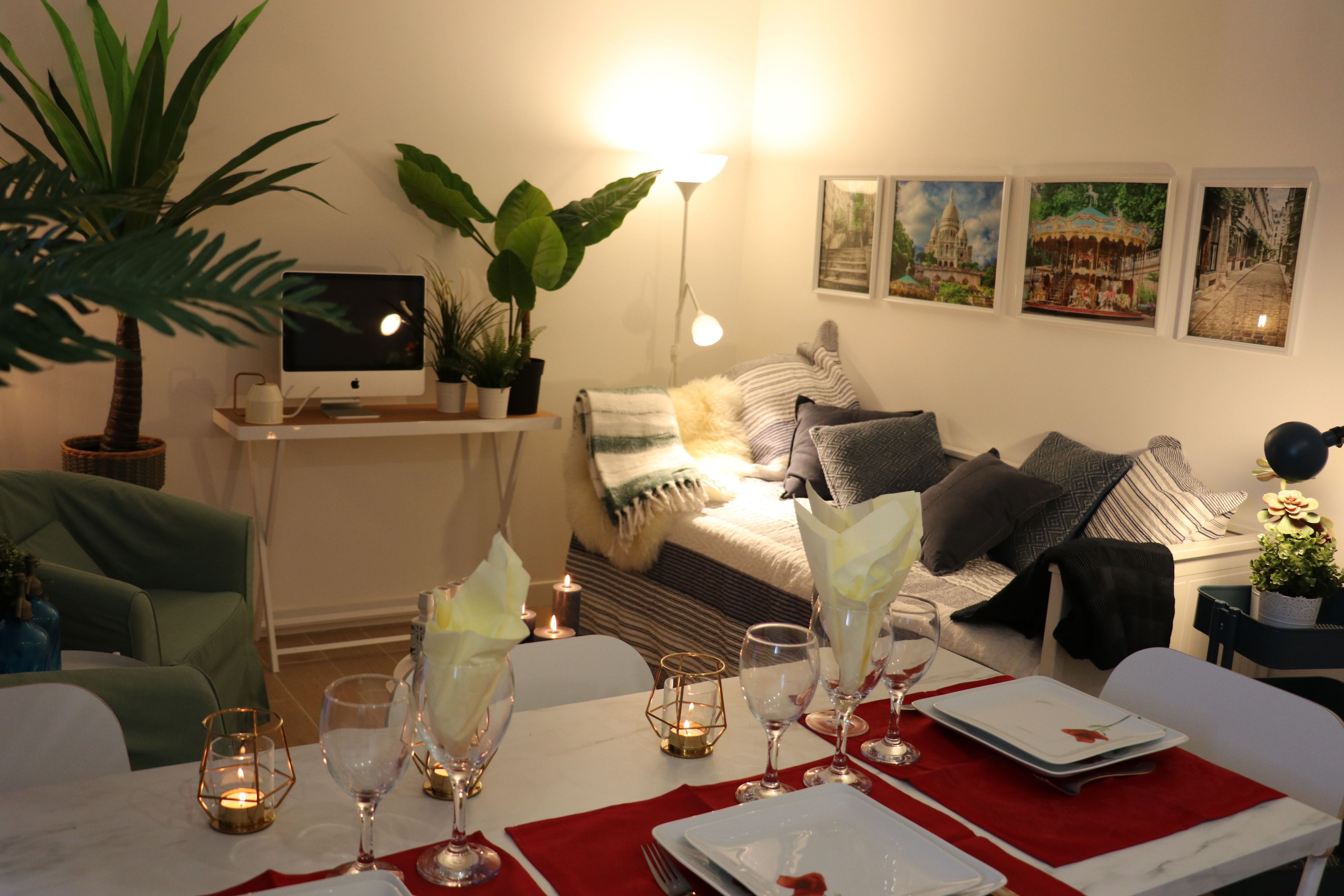 deluxe apartment, non smoking (4 people) | in-room dining