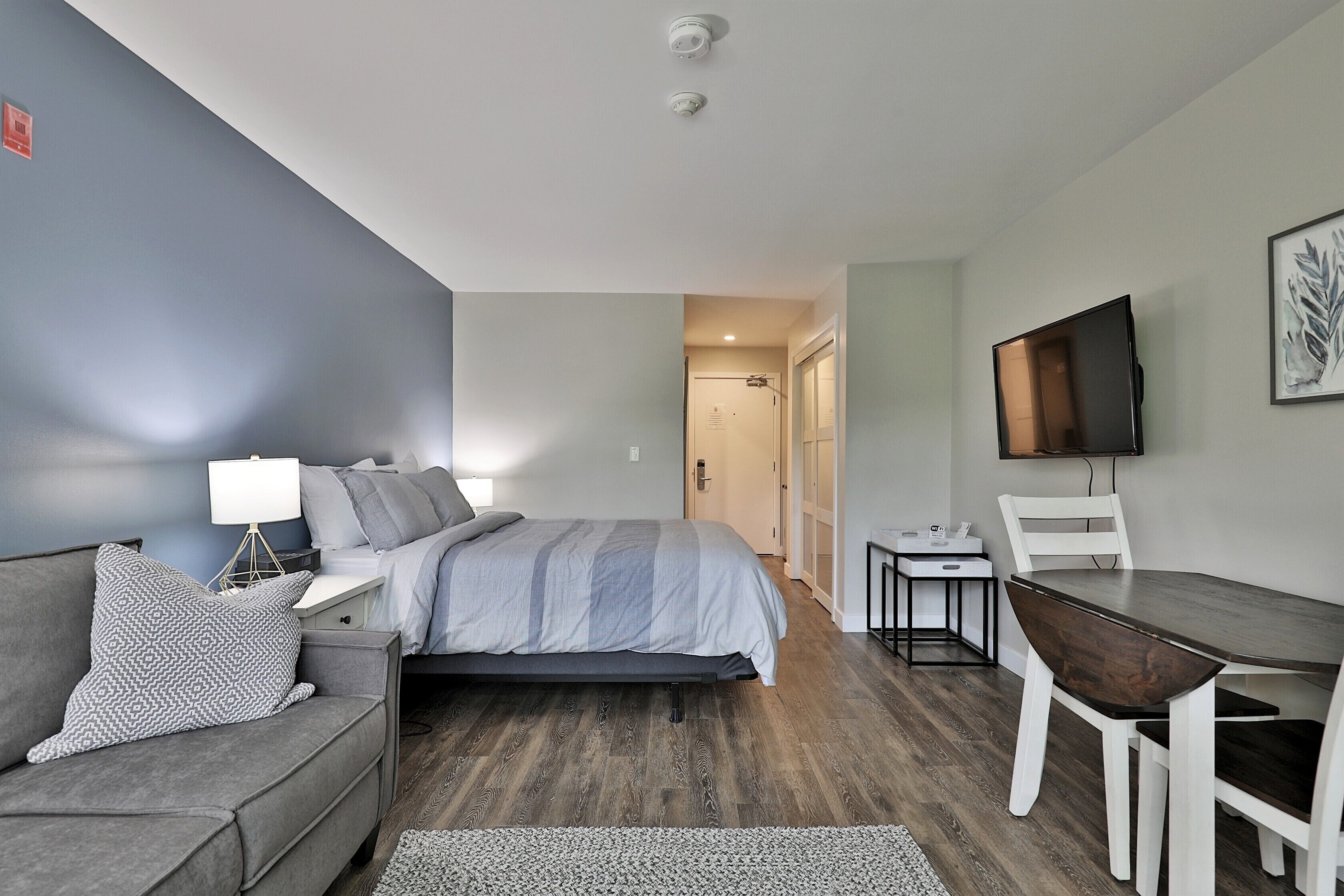 Killington Center Studio: Close to Mountain. Bus Route. Renovated. 341