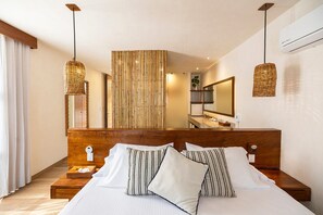 Suite Plus | Egyptian cotton sheets, premium bedding, down comforters - Hotel Los Arrecifes (Tulum)