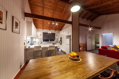 The Albatross - Port Campbell