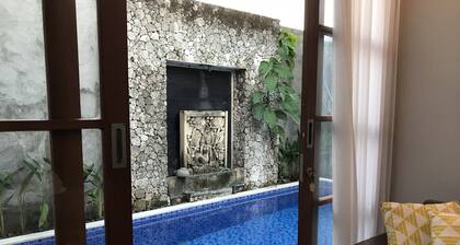 2 Zi Villa in der Nähe von GWK Jimbaran, Pepper House