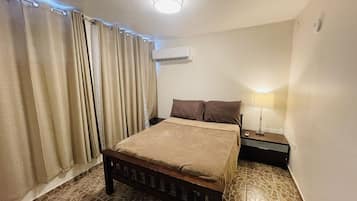 1 bedroom, in-room safe, desk, iron/ironing board