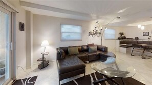 Immagine non classificata, 5 di 14, pulsante