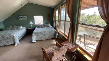 2 bedrooms, iron/ironing board, bed sheets