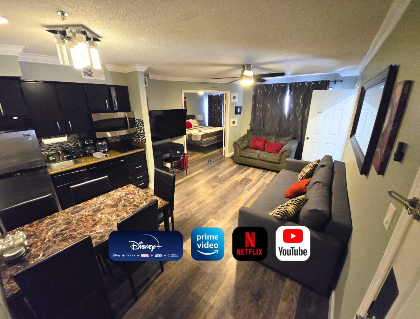 Smart TV, DVD player, ping pong, stereo