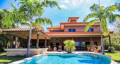 A Beautiful Villa in Reserva Conchal on the Robert Trent Jones Jnr Golf Course.