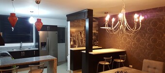 Casa Gabrielas 116: 3BR huis volledig ingericht uitstekende locatie
