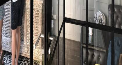 Indochine Residences - 6 Beds Suite