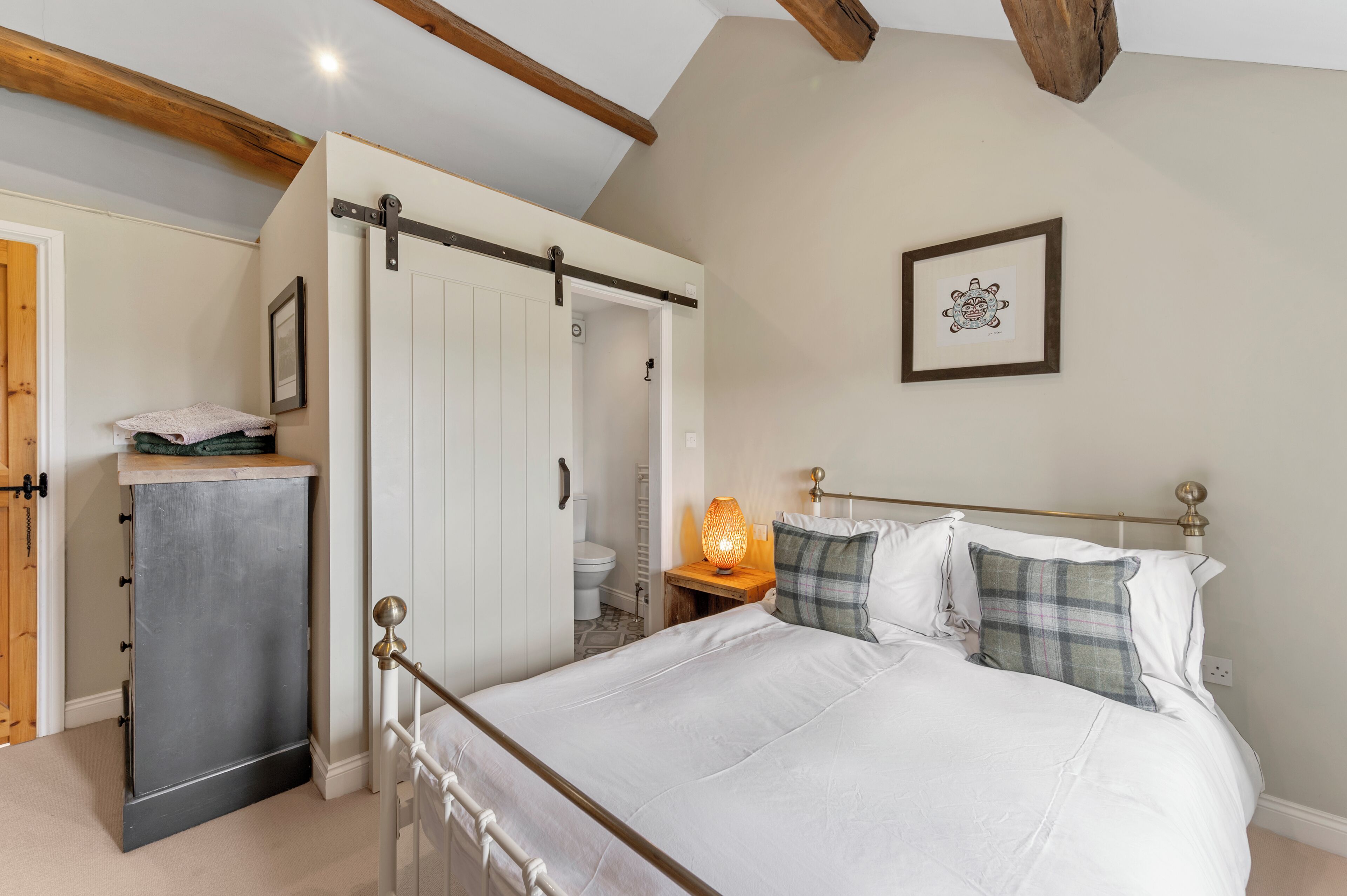 3 bedrooms, iron/ironing board, travel cot, WiFi