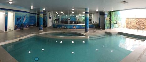 Indoor pool, outdoor pool