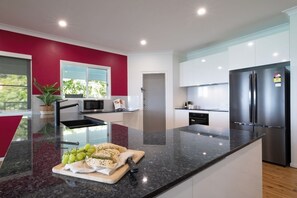 Microwave, dishwasher