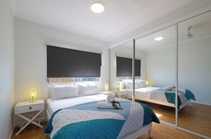 6 bedrooms, iron/ironing board - 6 Bedroom Holiday Home with Private Pool and Ocean Views... Sleeps 16! (Shute Harbour)