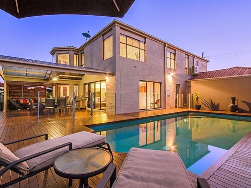 Bliss on Sunshine - Space, Space, Space!