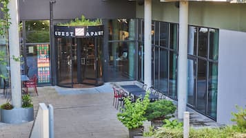 Overnatningsstedets indgangsparti