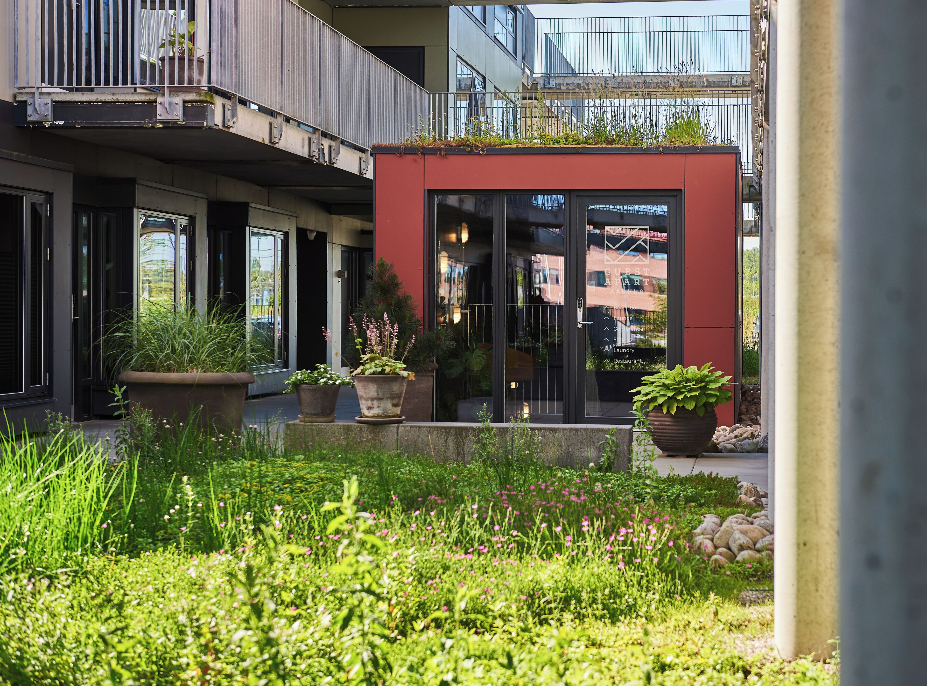 Entrée de l’hébergement