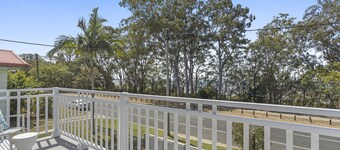 Hamptons at The Bay - waterfront getaway
