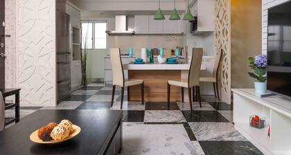 Large Longshan Temple Exit 3, 3BR/2B Local Living