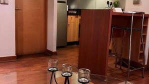 In-room dining - Apartamento Nueva Lyon (Santiago)
