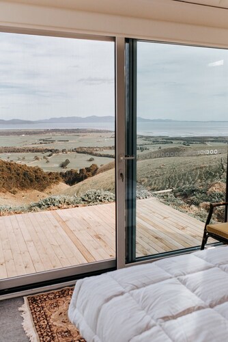One Tree Hill Eagles Nest - Aussicht auf das Meer / die Berge