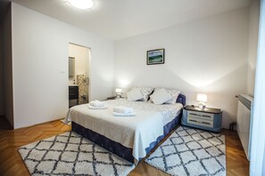 5 Schlafzimmer, Bügeleisen/Bügelbrett, Internetzugang, Bettwäsche