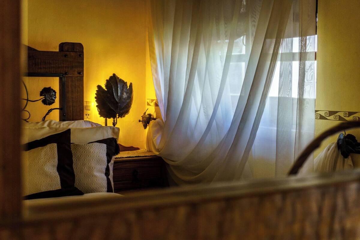 Habitación doble estándar, 1 cama matrimonial, vista al jardín (Maiz en Flor) | Camas con efecto memoria y ropa de cama