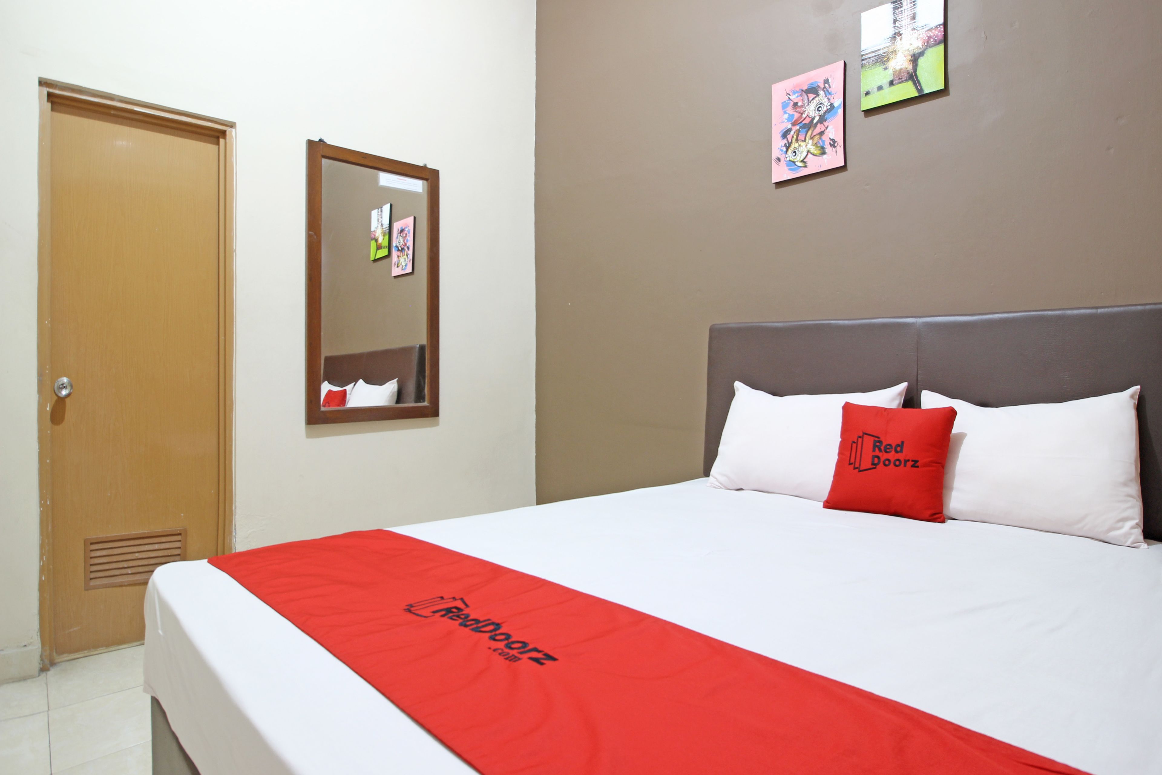 Photo - RedDoorz near Pojok Beteng Prawirotaman