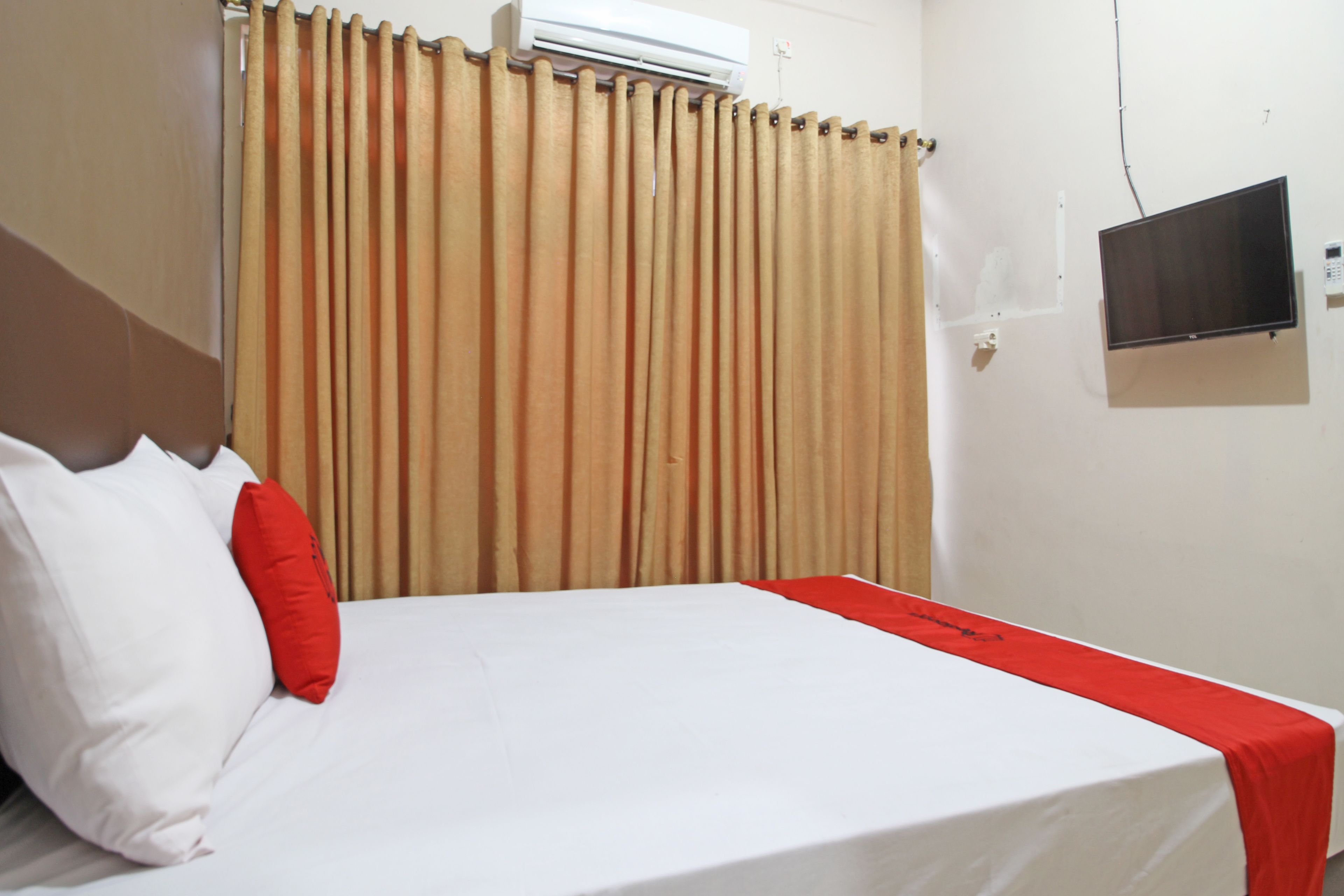 Photo - RedDoorz near Pojok Beteng Prawirotaman