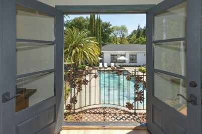 St. Helena, walk to town, on vineyard, pool, one acre/private, Permit STR25-001