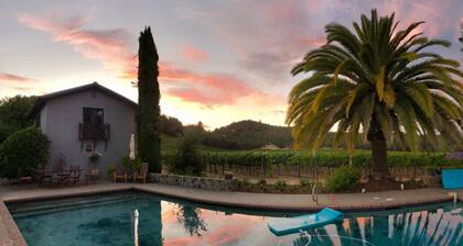 St. Helenan tila, Napan viinimaiden sydämessä, kävele kaupunkiin viinitarhalla