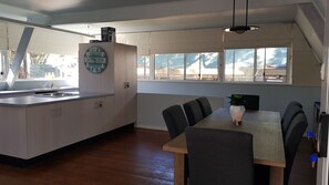 تناول الطعام