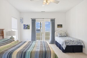 4 chambres, fer et planche à repasser, Wi-Fi gratuit, draps fournis
