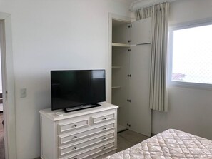 4 habitaciones, tabla de planchar con plancha y wifi gratis 