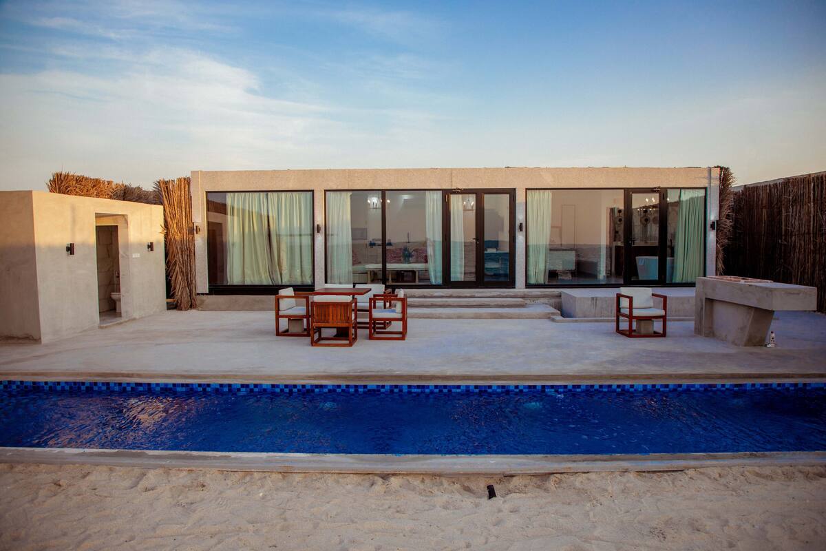 Suite ejecutiva, 2 habitaciones, para no fumadores, vista a la playa | Exterior