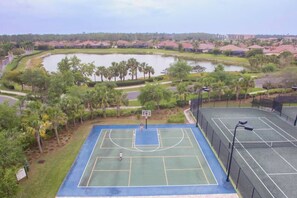 Sports court - Indulge in Endless Activities: Tennis, Golf, Pools, and More at Treviso Bay (Naples)