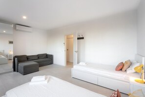 7 Schlafzimmer, Bügeleisen/Bügelbrett, WLAN, Bettwäsche