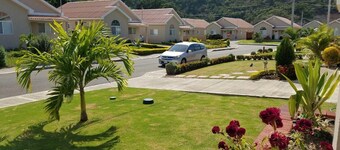 Caymanas Estates Villa!