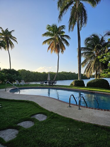 Water View Retreat and Private Pool Close to Many Attractions!