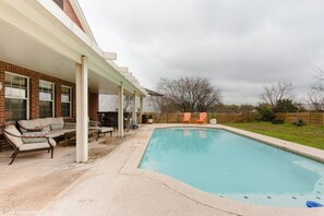 Pool - Spacious 7BR Getaway with Pool, Hot Tub & Arcades (Pflugerville)