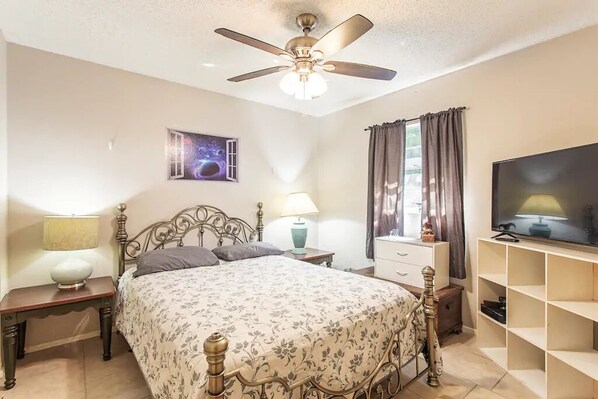 1 chambre, fer et planche à repasser, Wi-Fi, draps fournis