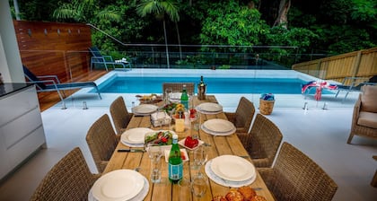 Cedar & Sea Perfect Position LAURĂAT 2019 HIA AWARD