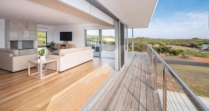 The Bay House - Gracetown, Margaret River - perfect getaway house!