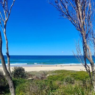 Aqua Vista - Stunning lake and tree top views. Relaxing Holiday