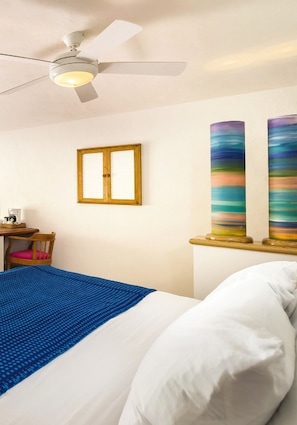 WiFi, bed sheets
