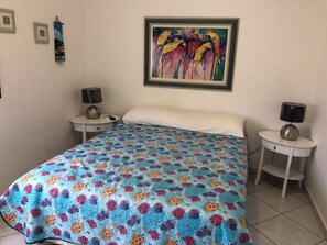 3 makuuhuonetta, tallelokero huoneessa, silitysrauta/-lauta, Wi-Fi