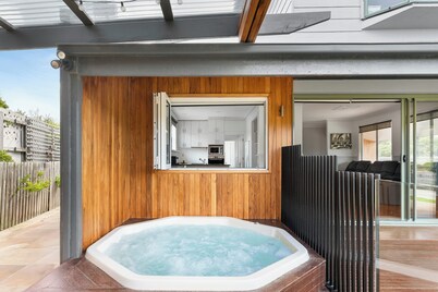 Heated Indoor pool & outdoor spa, next to beach!  Welcome your holiday paradise!