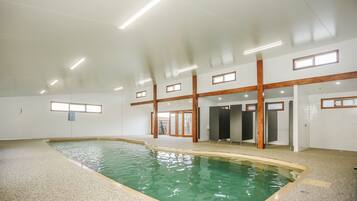 Piscine couverte, piscine chauffée