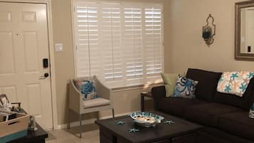 Smart TV, DVD player