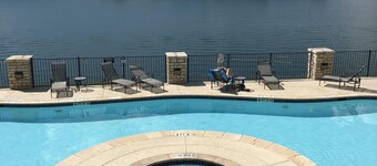 Enjoy your wonderful vacation at Lakeside Escape