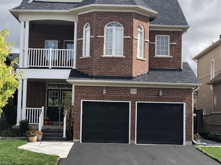 Exterior. Modern luxury suite near historic downtown Port Perry