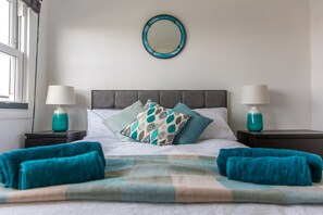 2 bedrooms, desk, iron/ironing board, travel cot